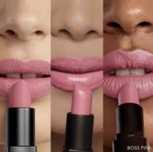 Bobbi Brown Luxe Matte Lip Color in Boss Pink
